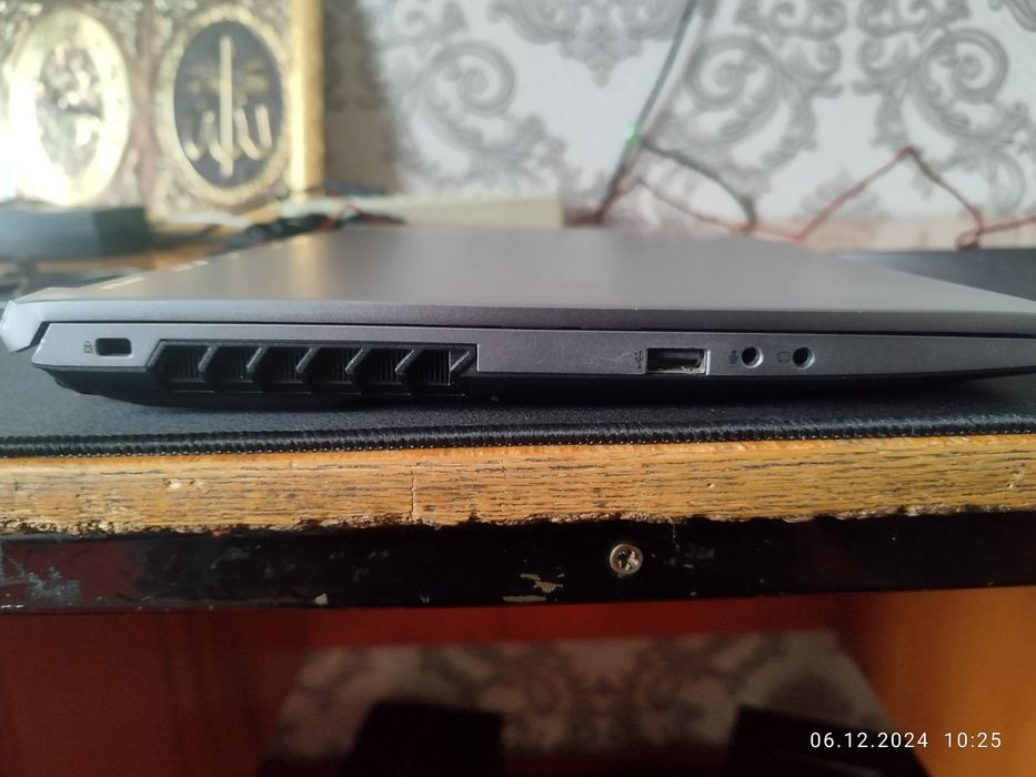 Assalomu alaykum Gaming Noutbuk sotiladi