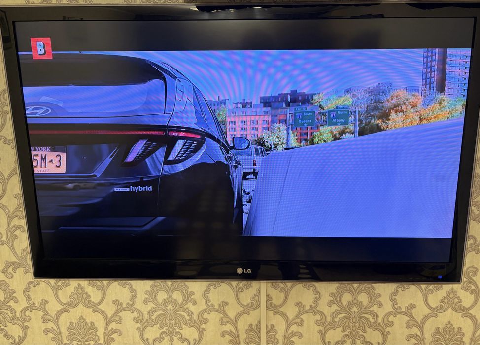 Продам телевизор LG!