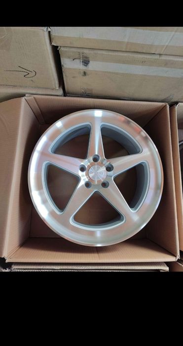 Джанти 18" VOSSEN 5X112 нови