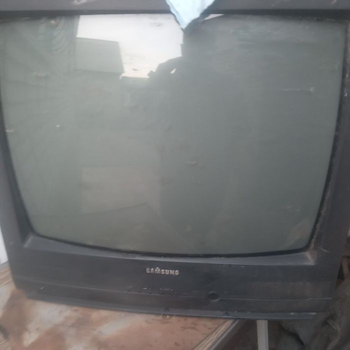 Продам телевизор кубик Самсунг5000т.