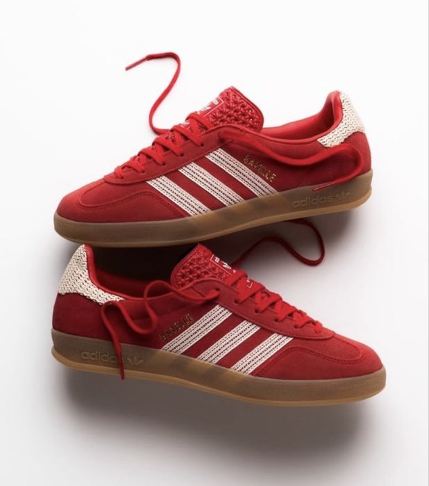 Дамски маратонки Adidas Gazelle - червени