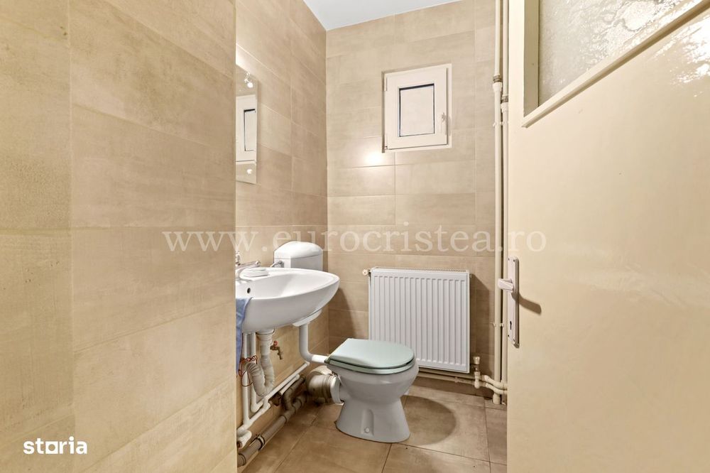 Apartament cu 2 camere de vânzare – Renovat, parter, Strada Sirenei