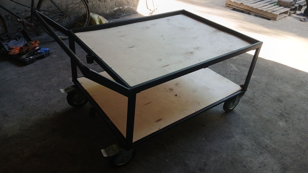 Arava sotiladi 150$