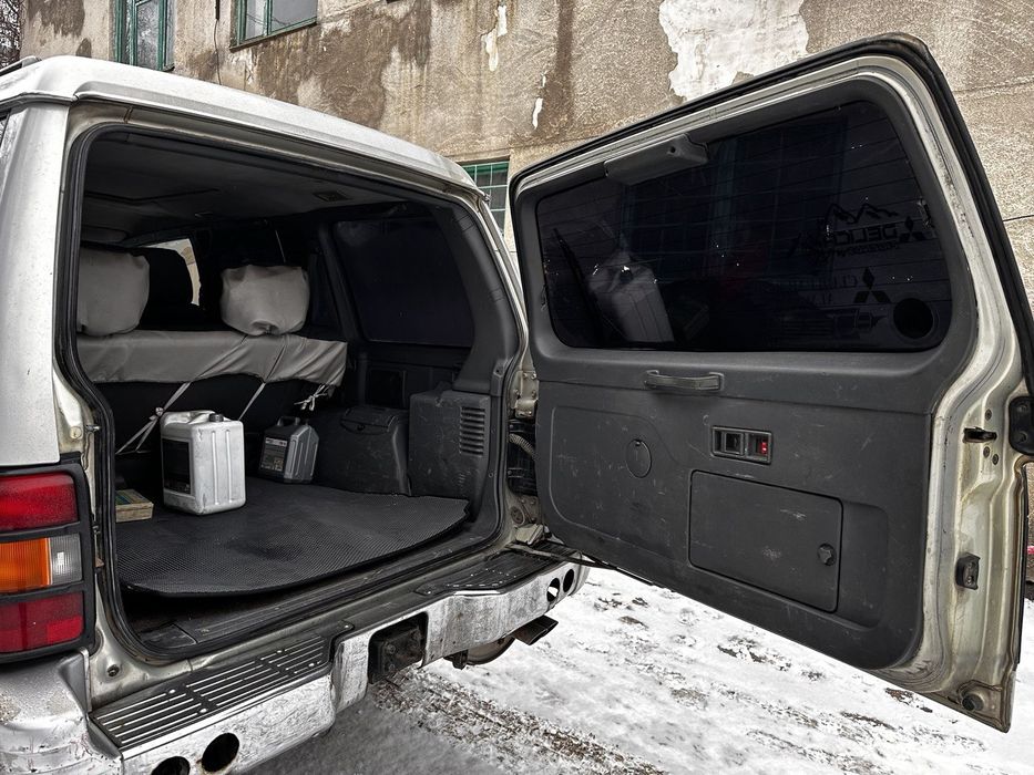 Продам Митсубиси Паджеро бензин