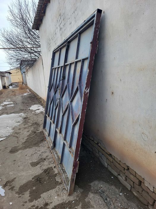 Дамир дорвозо, темир дарвоза, намунавий уйники, бахоси 2 млн сум