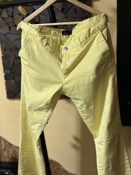 ZARA Luxury Chino Pants – Light Yellow Edition | Elegant Fit
