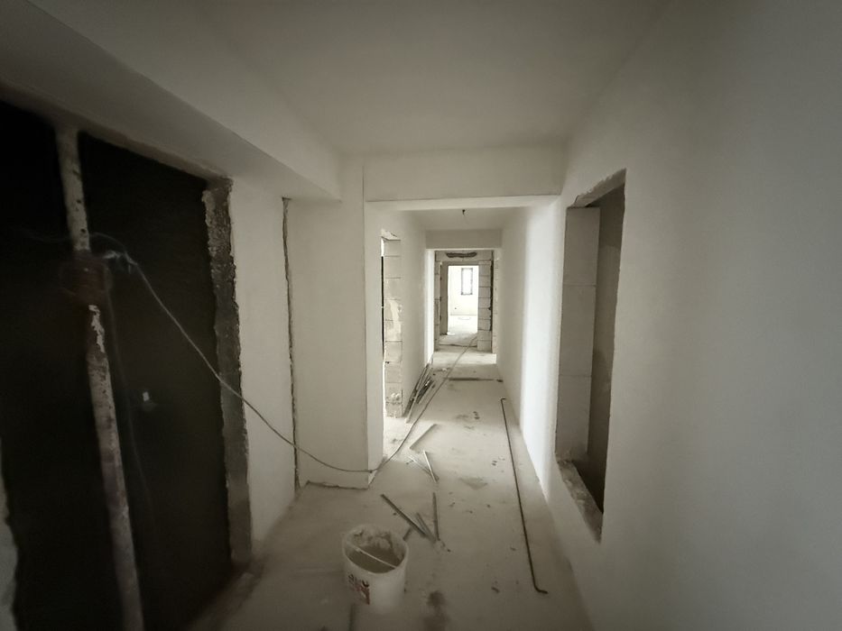 Apartament 3 camere NOU 102mp