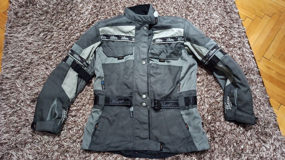 Vând geaca Polo Pharao damă