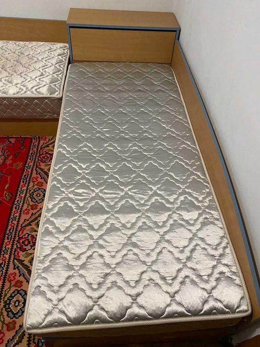 Ъглови легла с ракла за матрак 82/190