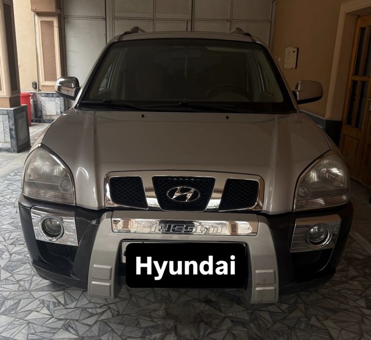 Hyundai tucson 2007 yil 2 mator holati yaxshi