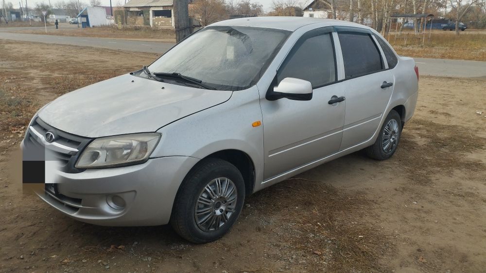 Продам лада гранта 2013 год