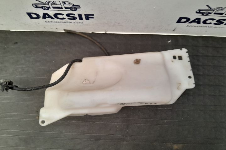 Vas lichid parbriz 28910JD000 28910JD000 Nissan Qashqai prima generat