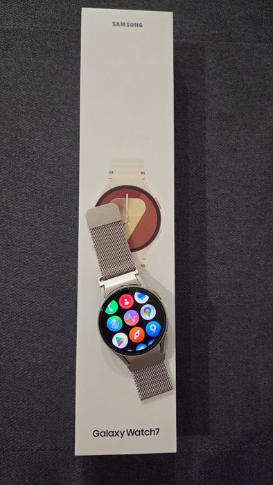 Samsung Galaxy Watch 7 – като нов, с гаранция