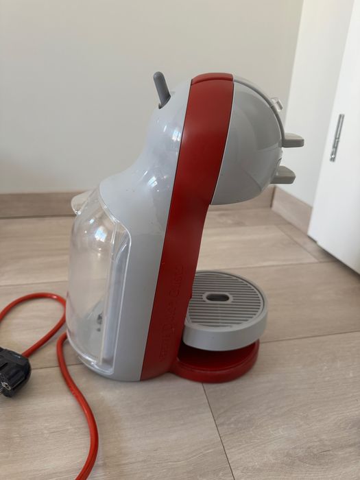 Кафемашина Dolce Gusto-Nescafé