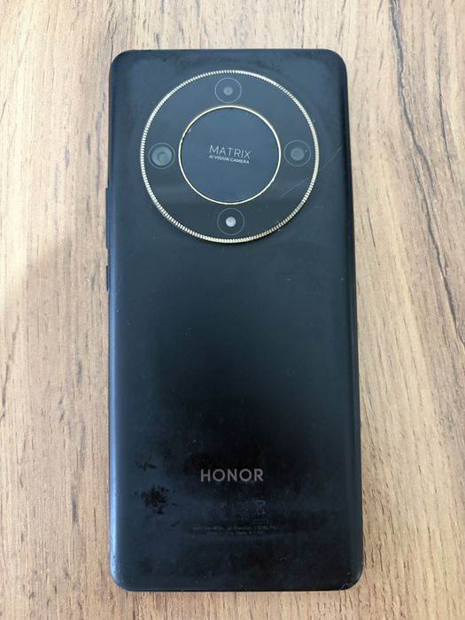 Продам телефон Honor x9b 5G 256gb