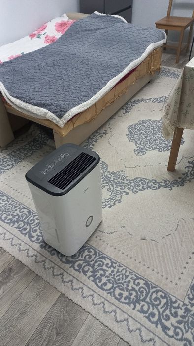Осушитель воздуха MIDEA