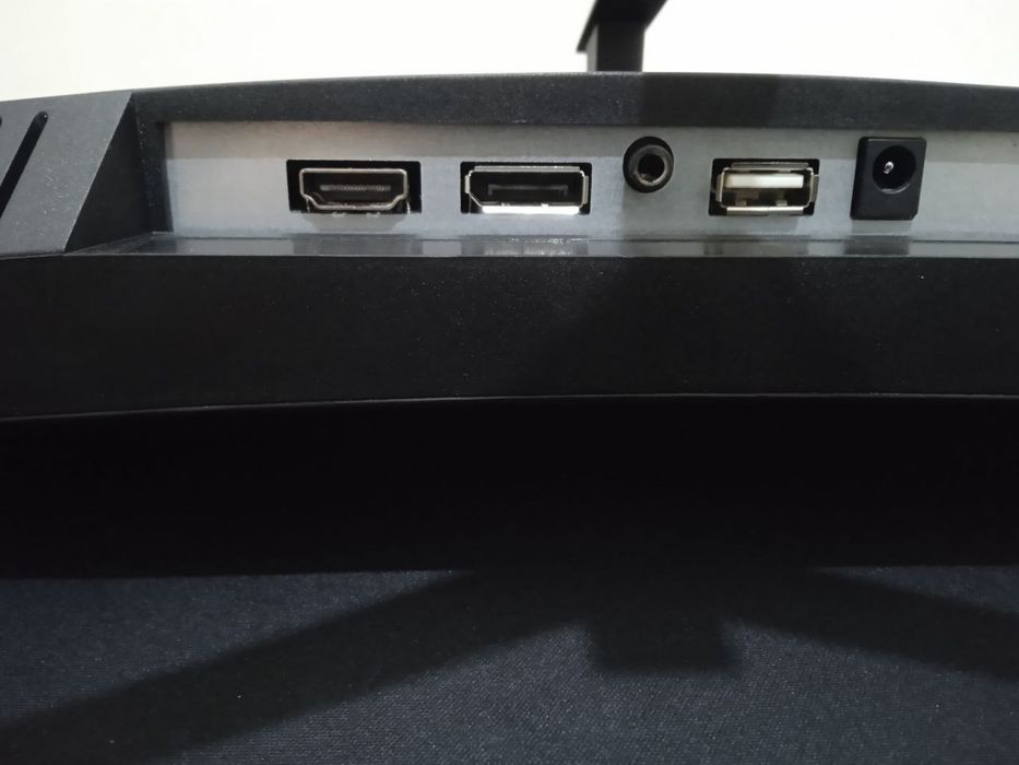 Игровой монитор ХTECH 27" IPS 165Hz

165Hz Curved