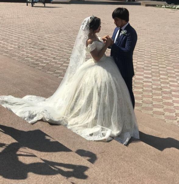 Свадебное платье