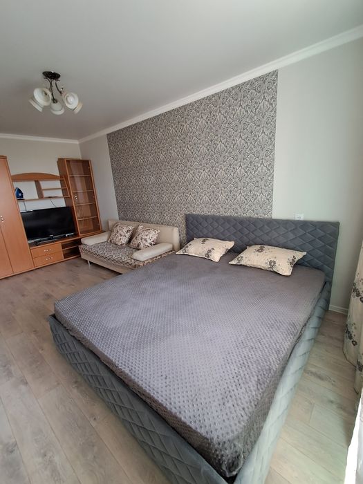 Сдам 1 ком квартиру в 11мкр