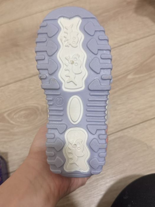 Обувки за момиче