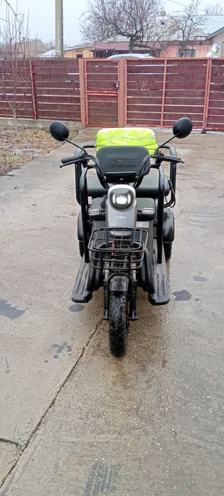 De vanzare 5500 negocieabil