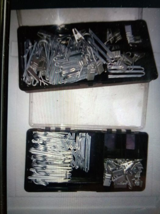 Calorifer cu fir electric,camera video ,cârlige perdele.