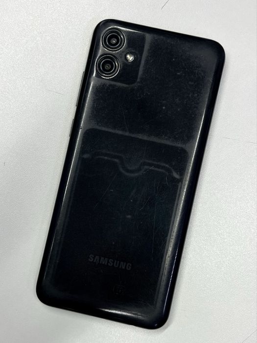 Продам Samsung A04e