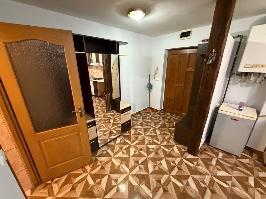 Ofer spre închiriere Apartament / Studio Ultracentral