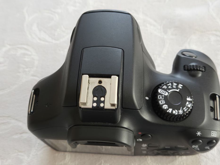 Canon EOS 400OD с обектив 18-55mm