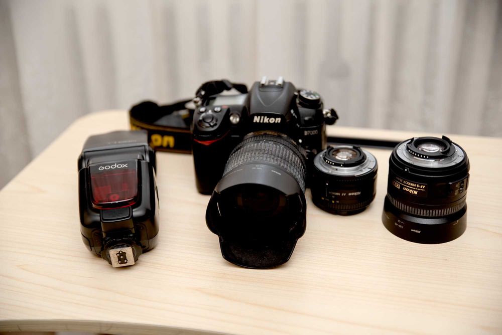 Aparat Foto NIKON D7000