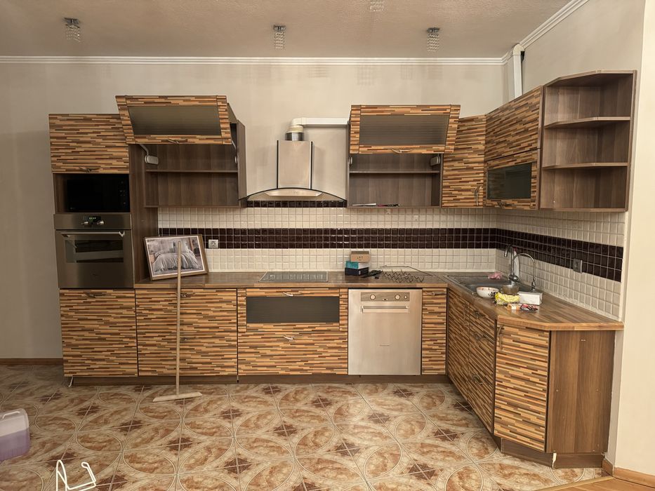 Мебель / шкафы / кровать