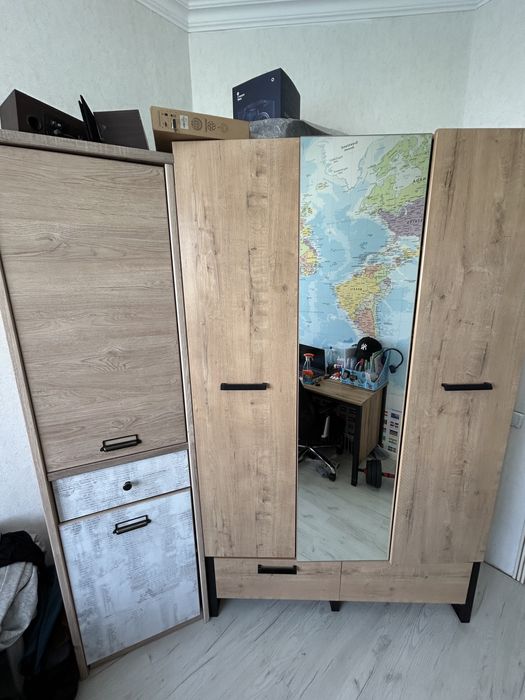 Срочно продаю Шкаф и кровать.