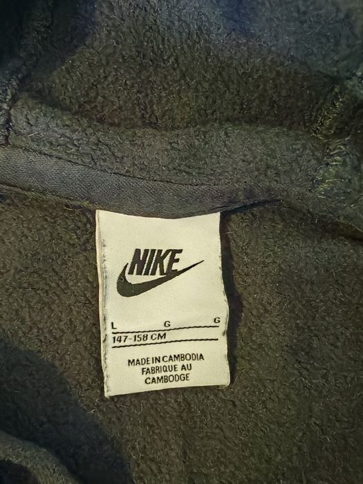 Оригинален суитчър Nike-147-158 см.