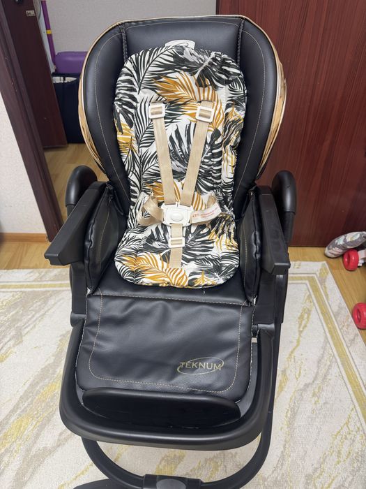 Продам стульчик для кормления есть 3 положения