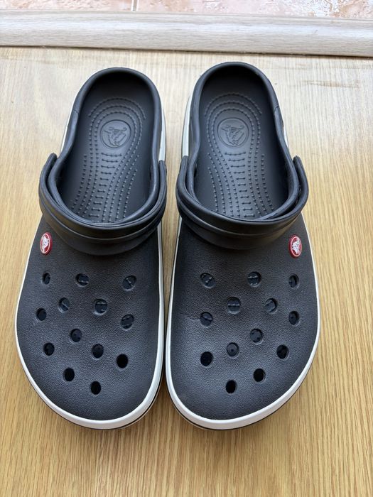 Crocs marime 42.