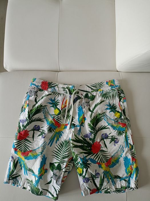 Vând bermude sport bărbătesti,Divided, produs de calitate mărimea L, i