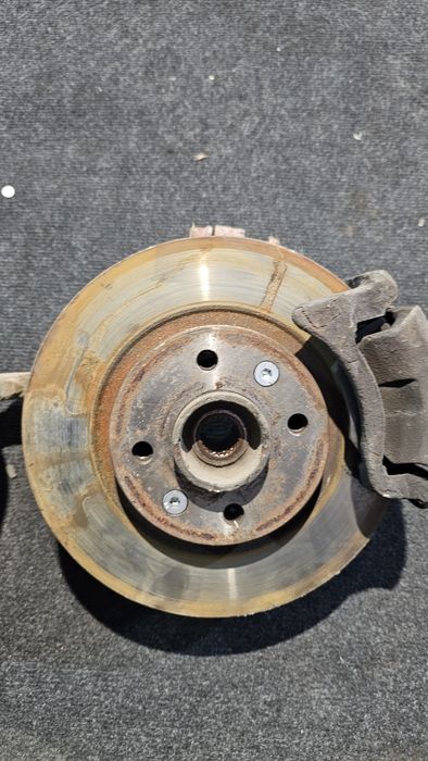 Frane fata Dacia Logan 1