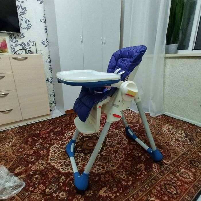 Столик для кормления