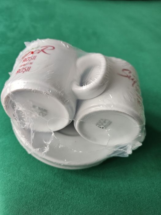 Set cesti cafea cu farfurie
