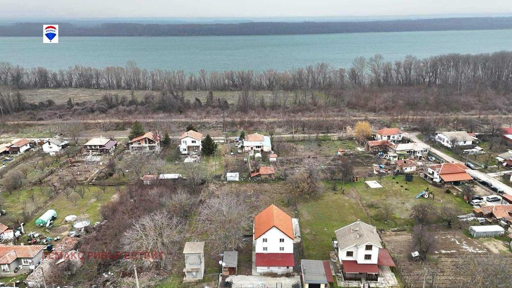 Продава се Къща в с. Ряхово, Област Русе - 73 кв.м за 1692 €/кв.м - Снимка #12