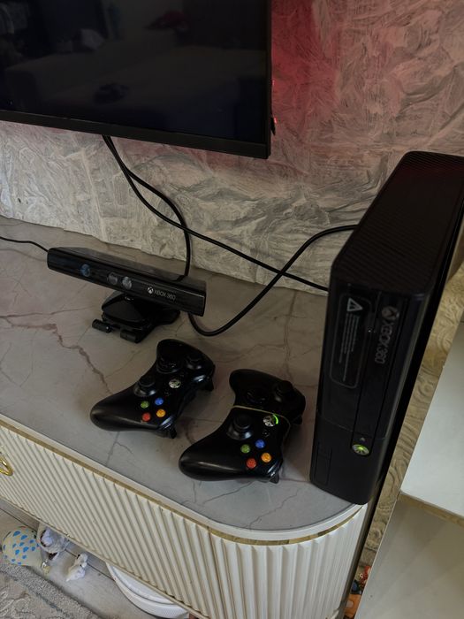 Xbox 360+ kinect