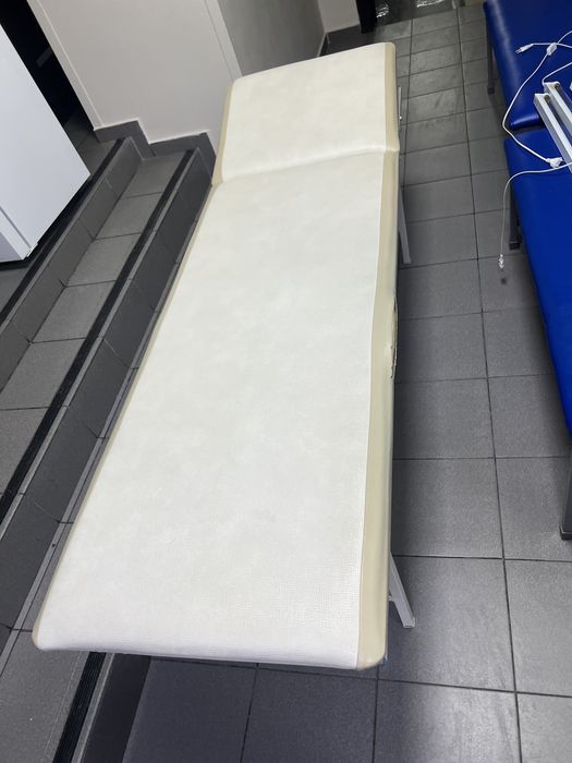 Кушетка медицинская