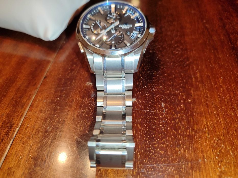 Часовник Casio Oceanus OCW-G2000-1AJF GPS,Bluetooth,Sapphire Cristal.