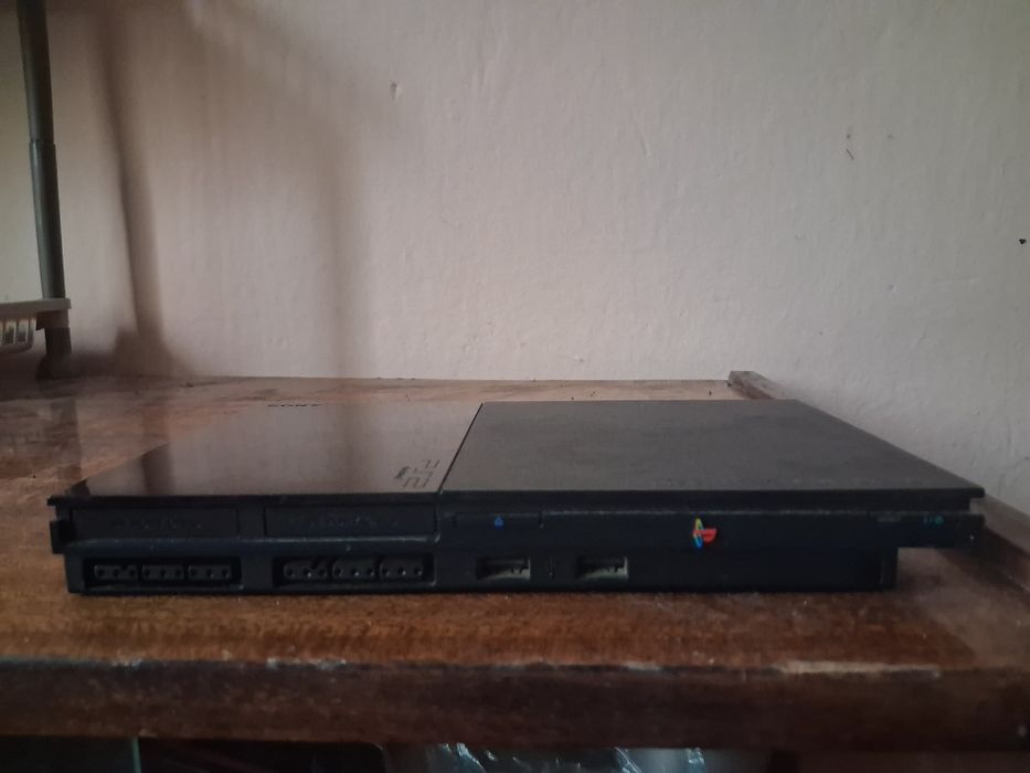 Playstation 2 / Плейстейшън 2 игрална конзола