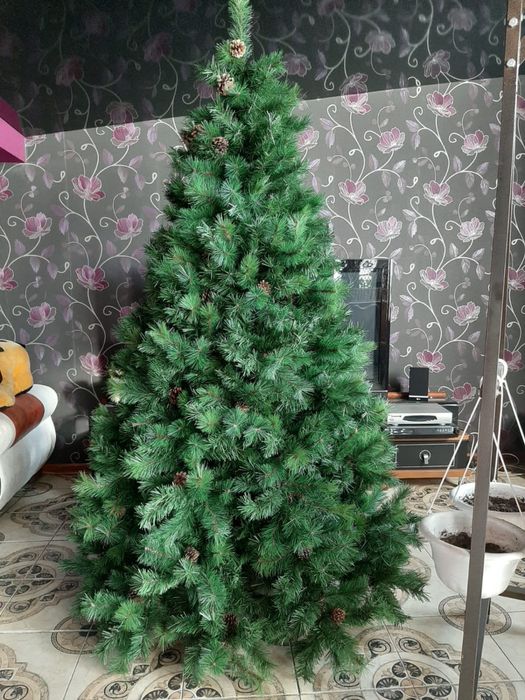 Продам шикарную елку