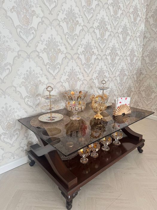 Продаётся журнальный стол