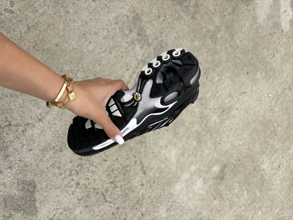 Nike Air Max Black/White