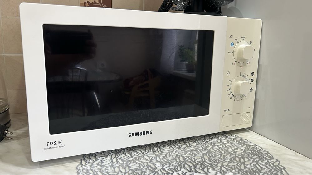 Продам микроволновку