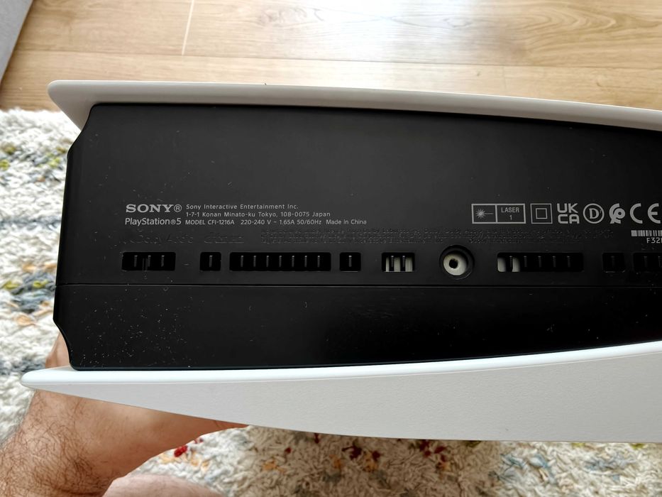 Playstation 5 CFI-1216A garantie octombrie 2027