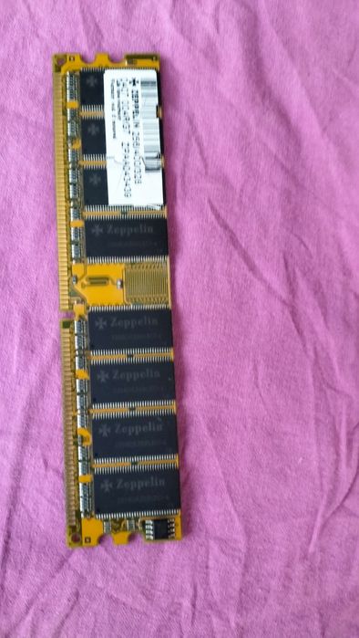 Lot RAM diferite modele ,generații mai vechi